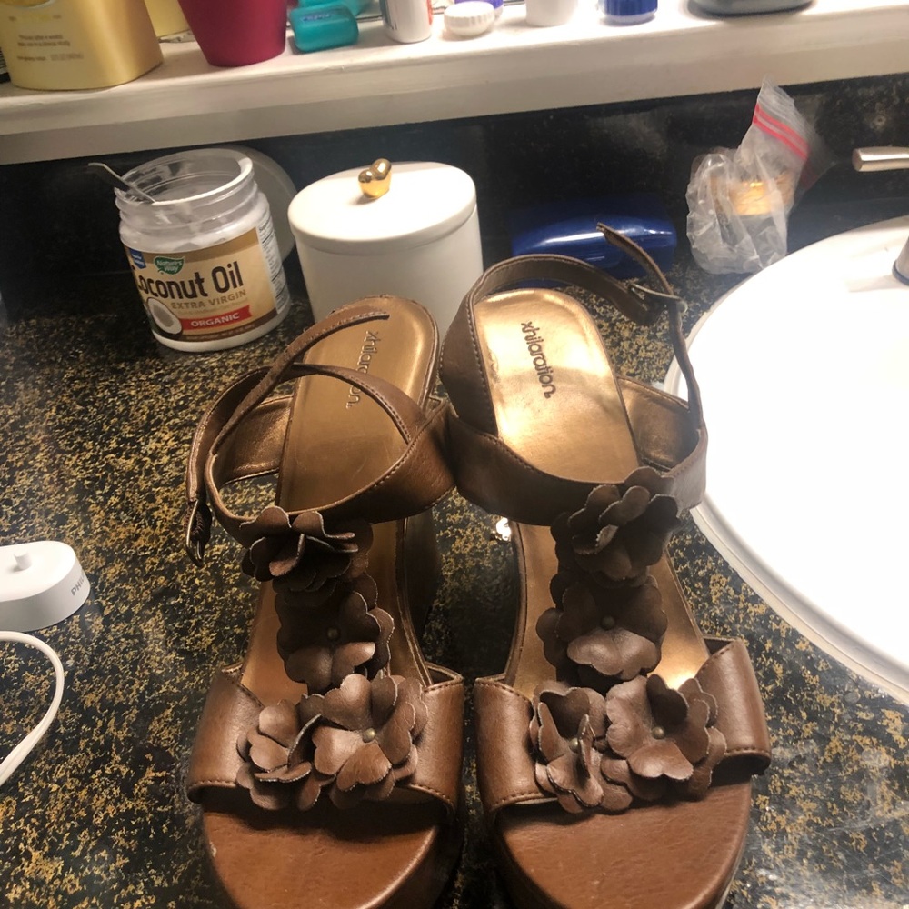 Brown Sexy Platform Wedges!